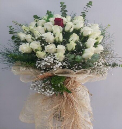 sevimli ayıcıklı gül buketi Çiçeği & Ürünü Beyaz gül buketi 41 adet 